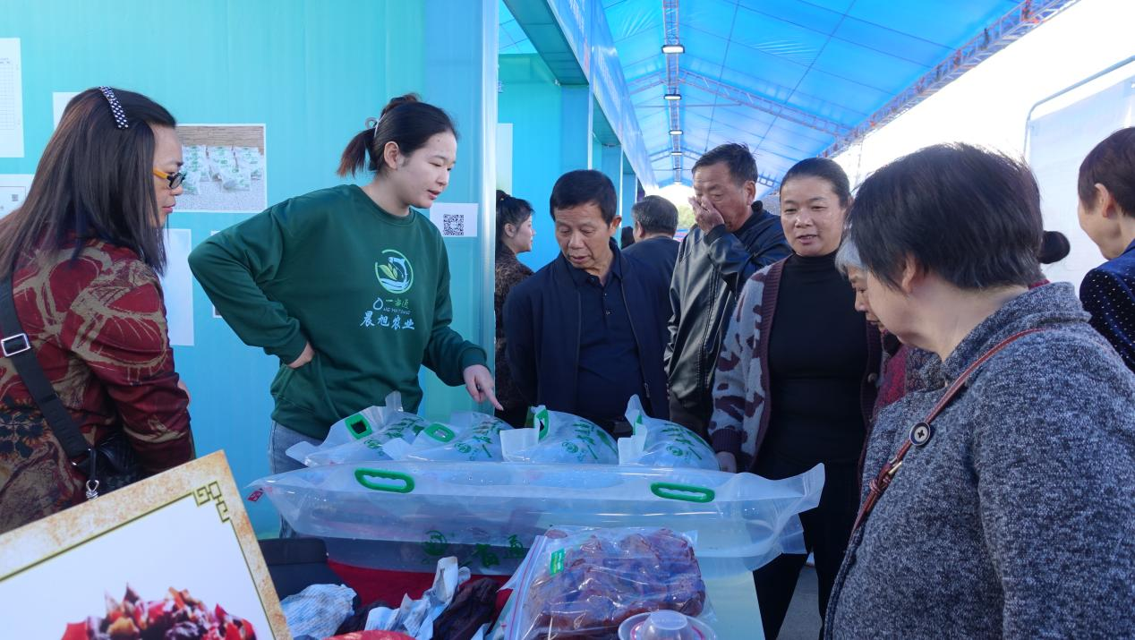 晨旭農(nóng)業(yè)“綠色生態(tài)魚(yú)”亮相第三屆婁底市旅發(fā)博覽會(huì)(圖2)
