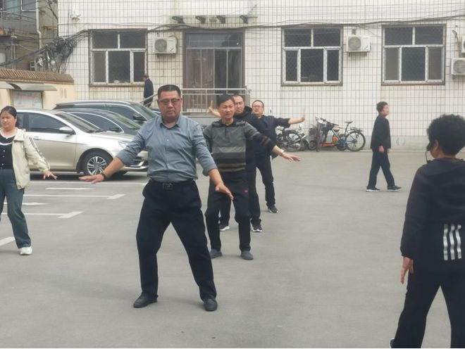 絳縣教育體育局舉辦八段錦培訓(xùn)活動(圖2)